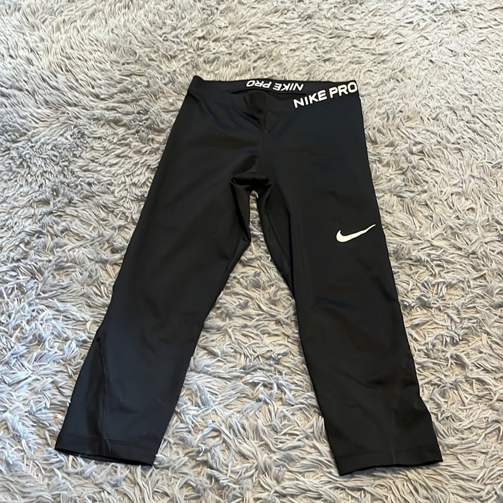 Nike cropped leggings